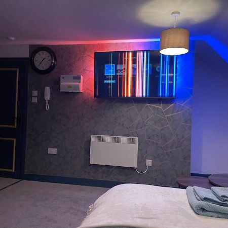 Lovely Studio Apartment Located In ברמינגהאם מראה חיצוני תמונה